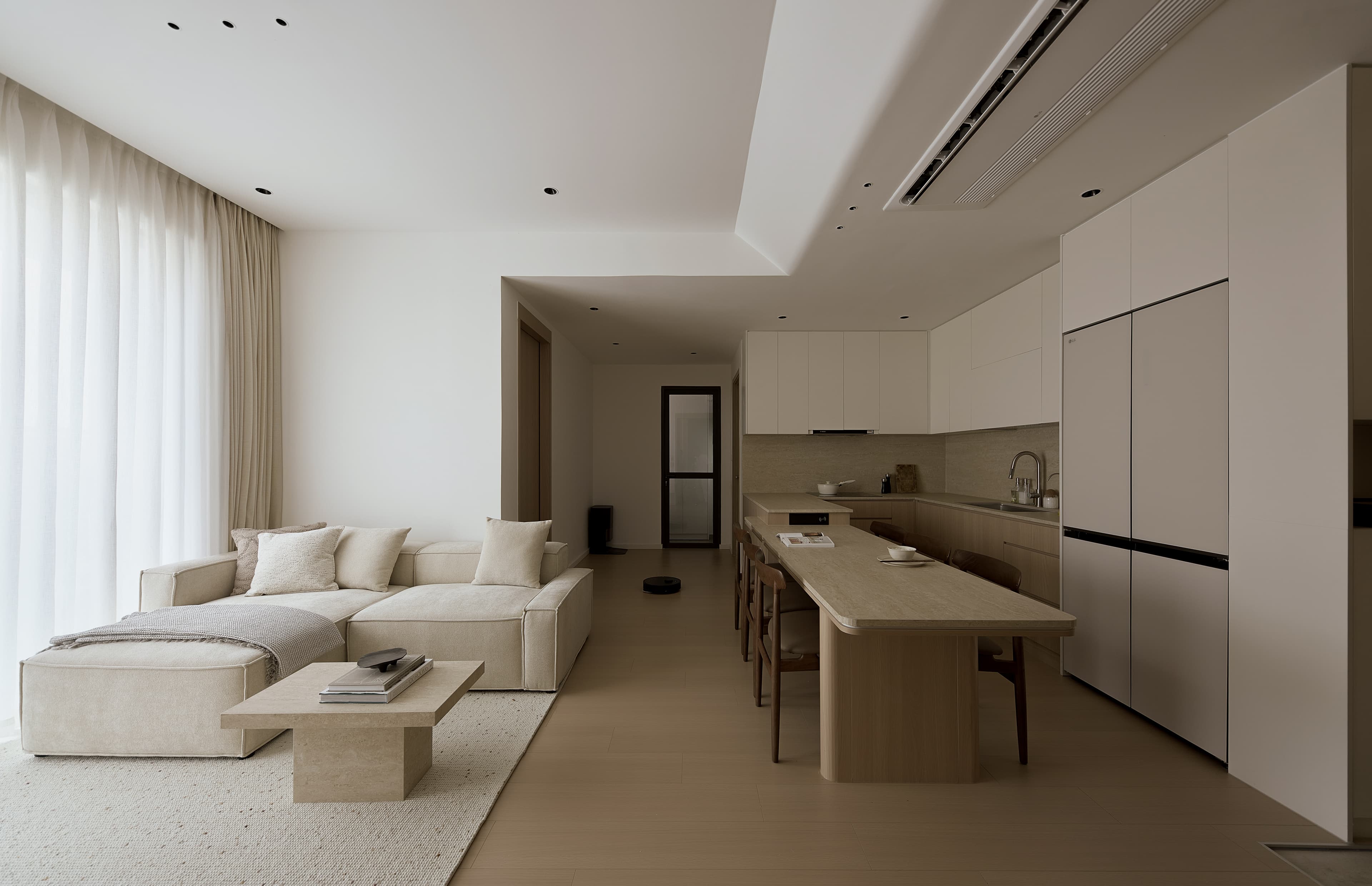 T HOUSE